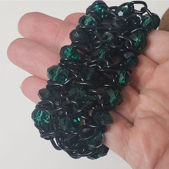 VINTAGE Chunky Black Chain & Faceted Beads Stretch Bracelet - Picture 3 of 7